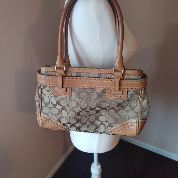 Coach Handbag - Picture 4 of 4